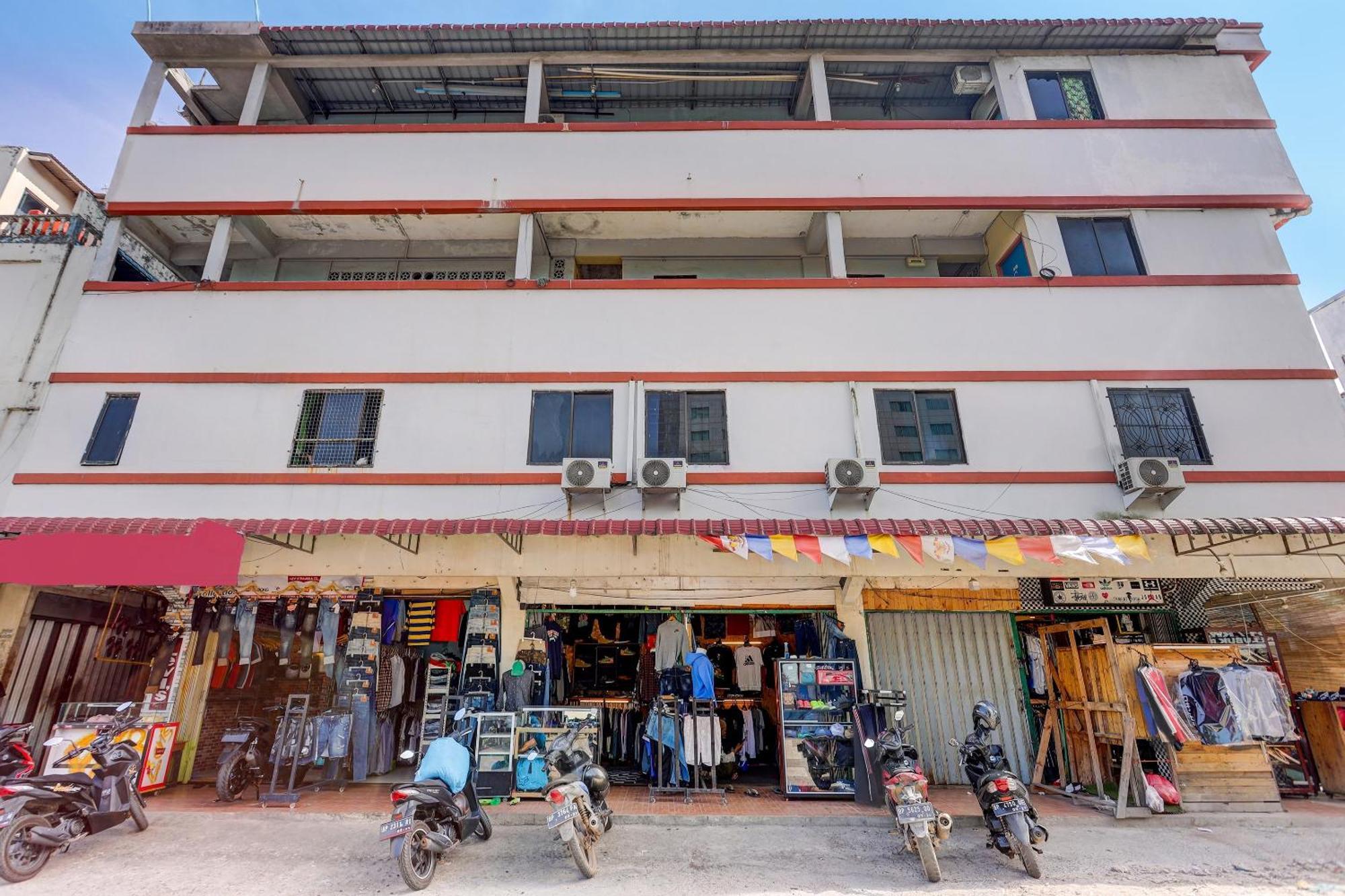Oyo 92322 Hasan House Syariahnearpelabuhan Feri Harbor Bay ナゴヤ エクステリア 写真